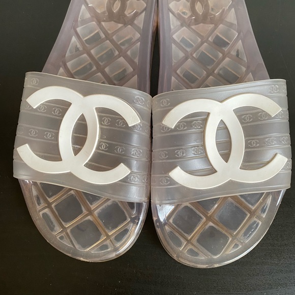 EUC Chanel CC Clear PVC Plastic Pool Sides size 37 w/dustbag fits 6/6.5 - Picture 5 of 12